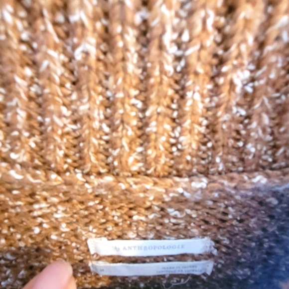 Side Slit Sleeveless Turtleneck Sweater - Picture 3 of 3